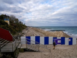 Часть пляжа на западе Зеленоградска оставляют закрытым на лето