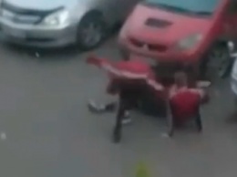 Избиение мужчины сняли на видео в Благовещенске