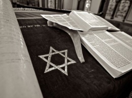 Хулиганы напали на немецкую синагогу на фоне конфликта арабов и евреев