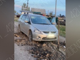"Аттракцион прекрасный": водители пожаловались на состояние дорог в кузбасском городе