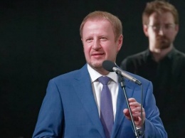 Губернатор Виктор Томенко поделился впечатлениями от спектакля театра Вахтангова