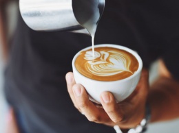 Зарубежные ученые заявили о пользе для здоровья при употреблении шести чашек кофе в день