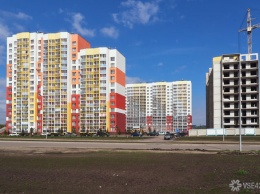 Кемеровчане пожаловались властям на слишком пеструю покраску многоэтажек