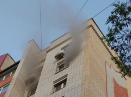 Жителей дома на Радищева эвакуировали из-за пожара на восьмом этаже