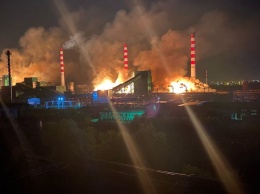 Ночной "пожар" на кемеровском заводе напугал местных жителей