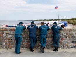 МЧС возобновляет разминирование затопленной немецкой баржи у Балтийска