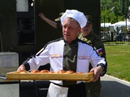 Военные повара и пекари будут готовить на "Красном поле" под Саратовом