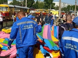 Две девочки, пострадавшие на батуте в Барнауле, находятся в больнице