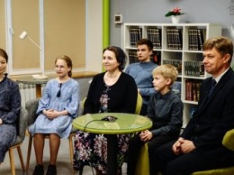 Владимир Путин поздравил благовещенцев с присвоением ордена «Родительская слава»