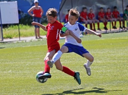 Юбилейный международный детский турнир по футболу стартовал в Барнауле