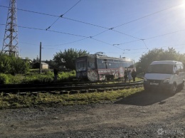 Авария на трамвайных путях в Кемерове парализовала движение