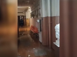 Потоп в саратовской ДХШ. Молодому педагогу угрожают "разборками"