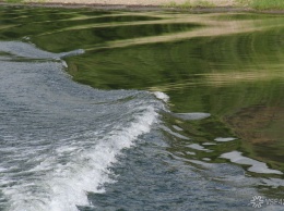 Водолазы вытащили из новокузнецкого озера труп пропавшего мужчины