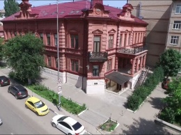 В Саратове "золотую квартиру" минкульта продают за 240 миллионов рублей