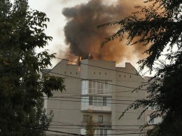 Из-за пожара в многоэтажке эвакуировали 30 человек