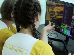 В детском центре «Орленок» проходит программа «Инженерное соревнование «Программируем играя»