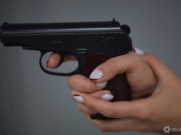 Девушка устроила стрельбу в ресторане в Петрозаводске