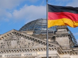 Депутат бундестага заподозрил, что Германия готовится к войне с Россией