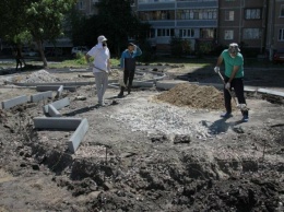 В Ульяновске проходит благоустройство дворов и скверов