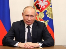 Путин подписал закон о защите минимального дохода россиян от взысканий за долги