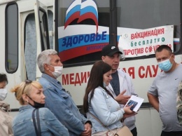 «Жизнь - дороже». Как идет вакцинация от ковида в Алтайском крае