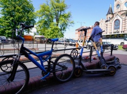 В Калининграде скутер столкнулся с велосипедом, пострадал 8-летний мальчик
