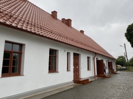 В поселке Чистые Пруды завершили реконструкцию музея Донелайтиса (фото)