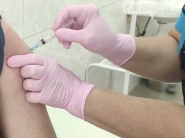 В нескольких прививочных пунктах Петрозаводска закончилась вакцина от коронавируса