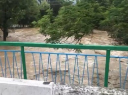 В Бахчисарайском районе реки вышли из берегов: подтоплены дома, один человек пропал без вести, - ВИДЕО, ДОПОЛНЕНО