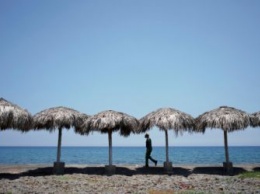 С положительными тестами на COVID на Кубе застряли 150 туристов из России