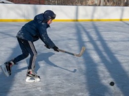 В Сковородинском районе установят две хоккейные коробки, а в Свободном появится спорткомплекс