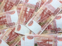 Банки выдают россиянам рекордные кредиты наличными
