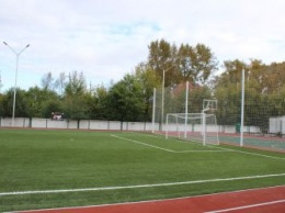 Из-за плохой погоды в Приамурье «тормозится» ремонт четырех школьных стадионов