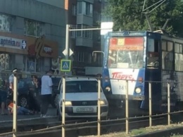 В Бийске сбили водителя трамвая