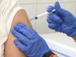 Меньше 1% саратовцев заболевает ковидом после прививки