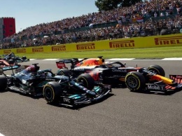 Red Bull озвучил "стоимость" аварии Ферстаппена на Гран-при Великобритании