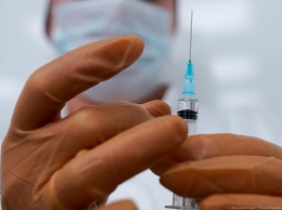 В России начались испытания комбинации вакцин AstraZeneca и «Спутник Лайт»