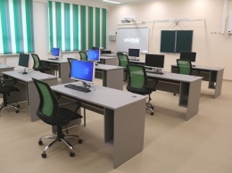 В мэрии Краснодара обсудили комплектование школ новым оборудованием