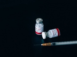 Минздрав Болгарии обвинил власти страны в 10 тысячах смертей в ходе вакцинации
