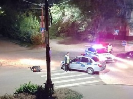 Полицейские «обезвредили» пьяного мопедиста после ночной погони по улицам Бийска