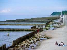 Черномаз: ширина пляжа в Светлогорске увеличилась до 32 метров, денег на завоз песка пока нет