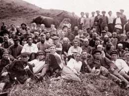 Как выглядели алтайские депутаты разных созывов с 1940 года. Архивные фото