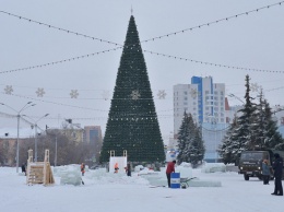 В Барнауле площадь Сахарова почти готова к празднованию Нового года