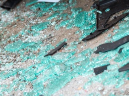 Иномарка расшиблась о бетонную плиту в кузбасском городе