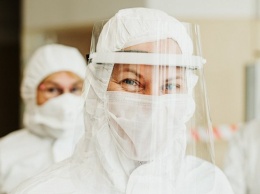 Разработка российских ученых уничтожает коронавирус одним касанием