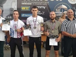 Более 400 спортсменов выступили на турнире по бодибилдингу в Краснодаре