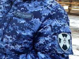 Безопасность образовательных учреждений проверили в Ульяновске сотрудники вневедомственной охраны Росгвардии