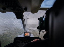 Спасатели подняли рухнувший в озеро на Камчатке вертолет Ми-8