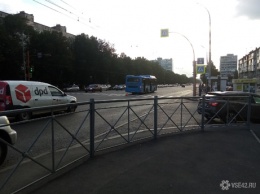 Авария заблокировала проезд в центре Кемерова