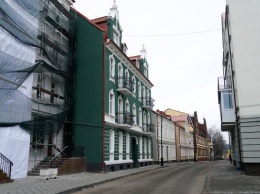 В Калининградской области ограничили работу общепита еще в двух городах